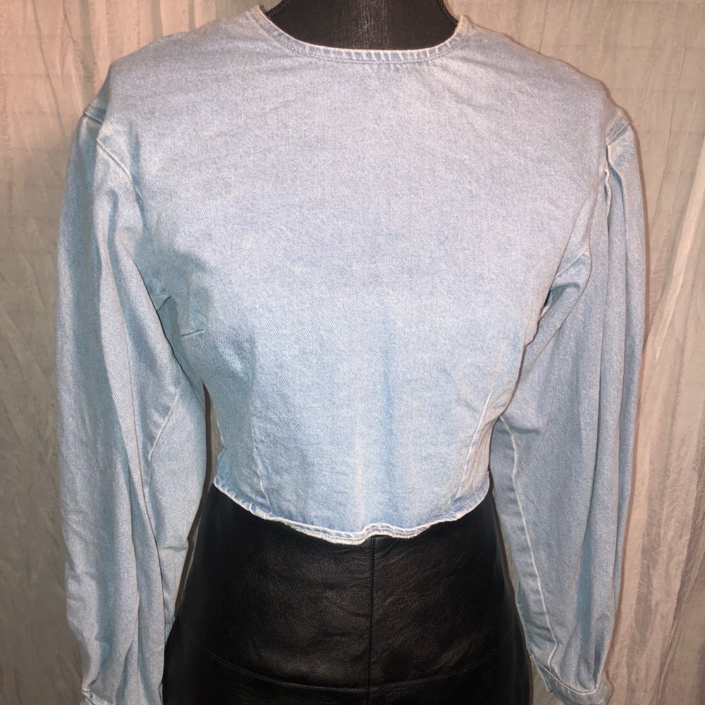 Cropped denim long sleeve shirt